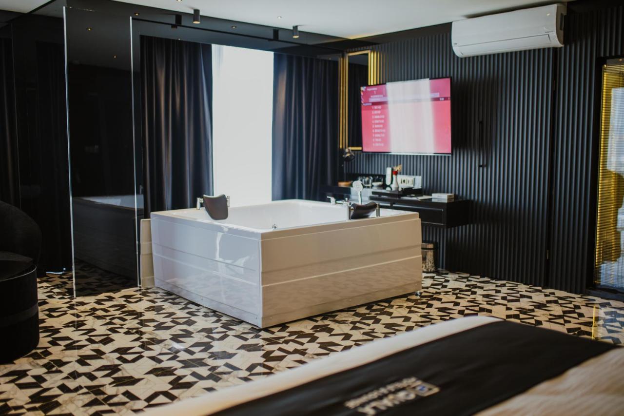 Quala Hotels & Lounge Aksaray Bagian luar foto